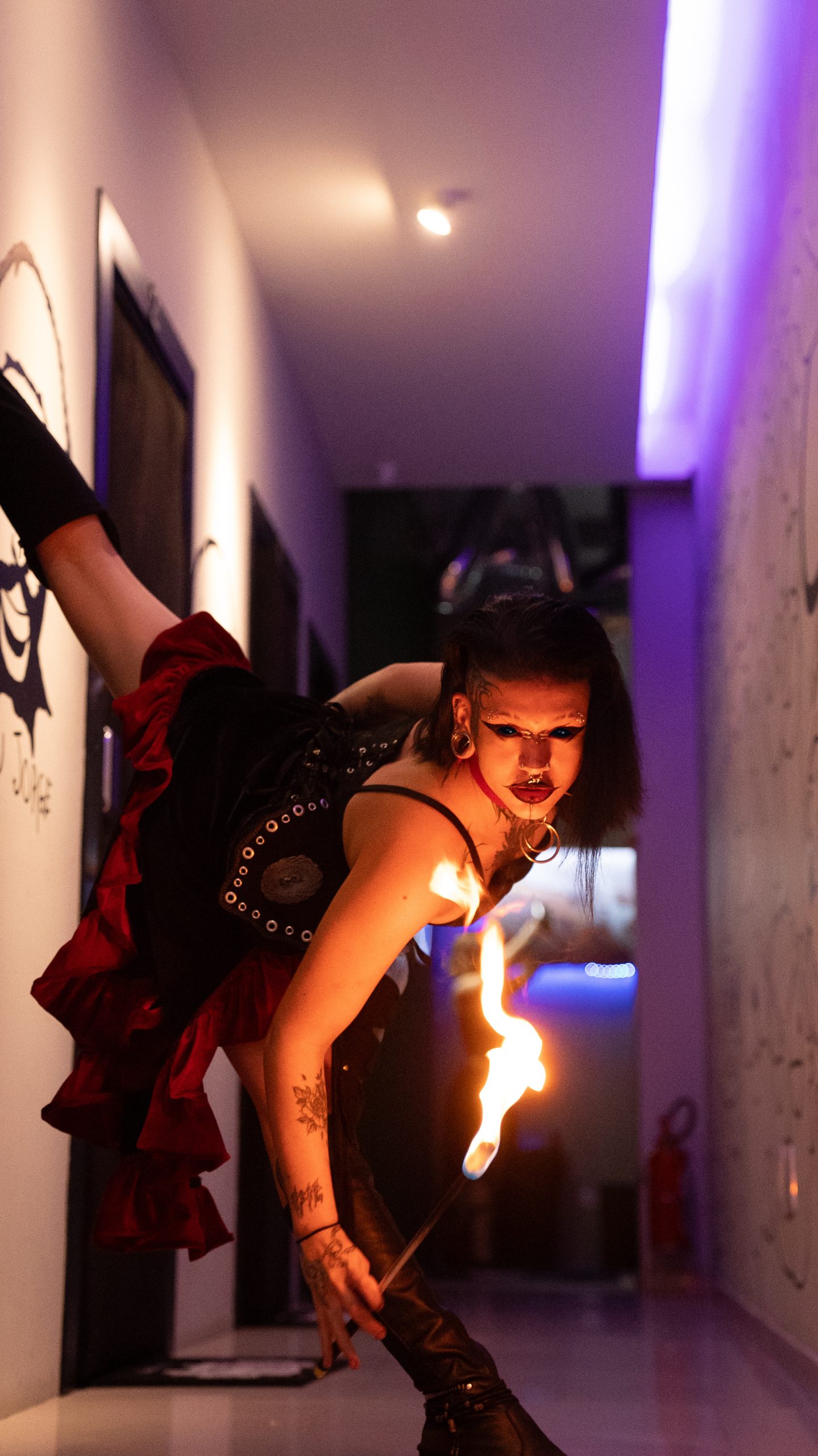 Del-Diablo Professional Fire Vapourtricks Torches - Elite Stage Eating Edition (Pair) - Image 3