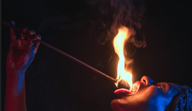 Del-Diablo Professional Fire Eating Torches - Traditional Stage Art Edition (Pair) - Image 10