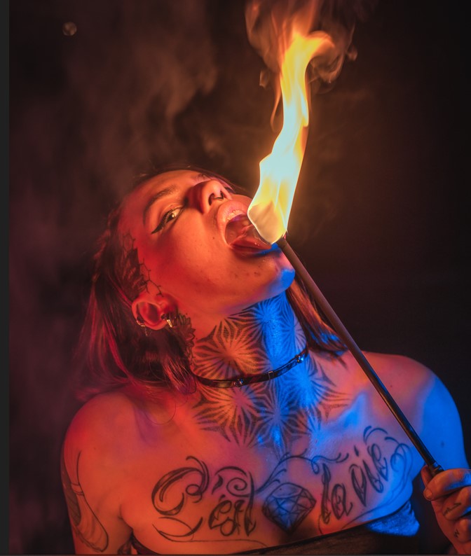 Del-Diablo Professional Fire Eating Torches - Traditional Stage Art Edition (Pair) - Image 8